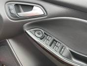 FORD FOCUS 2015 (64)
