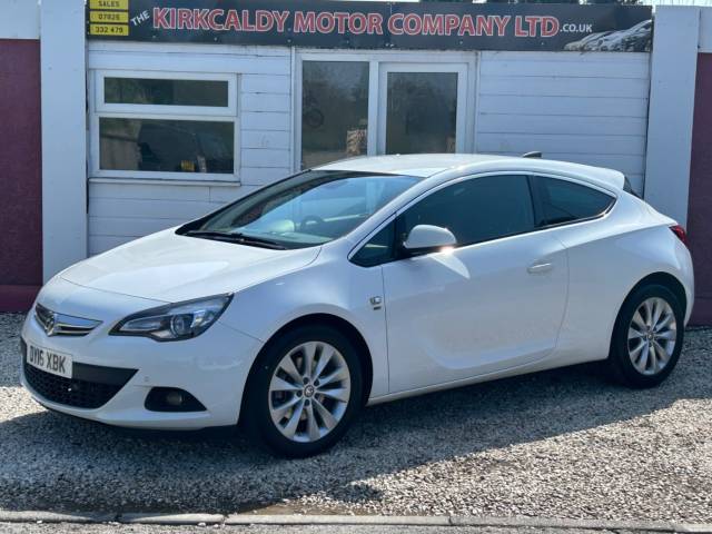 Vauxhall Gtc 1.4T 16V 140 SRi (ULEZ exempt) (1 year MOT, warranty and breakdown cover) HATCHBACK Petrol White