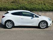 VAUXHALL GTC 2016 (16)
