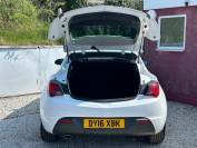 VAUXHALL GTC 2016 (16)