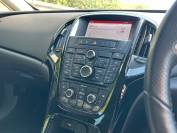 VAUXHALL GTC 2016 (16)