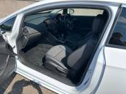 VAUXHALL GTC 2016 (16)