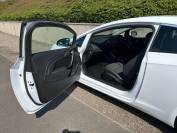 VAUXHALL GTC 2016 (16)