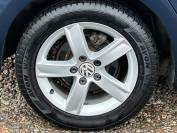 VOLKSWAGEN GOLF 2013 (63)