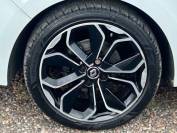 RENAULT CLIO 2016 (66)