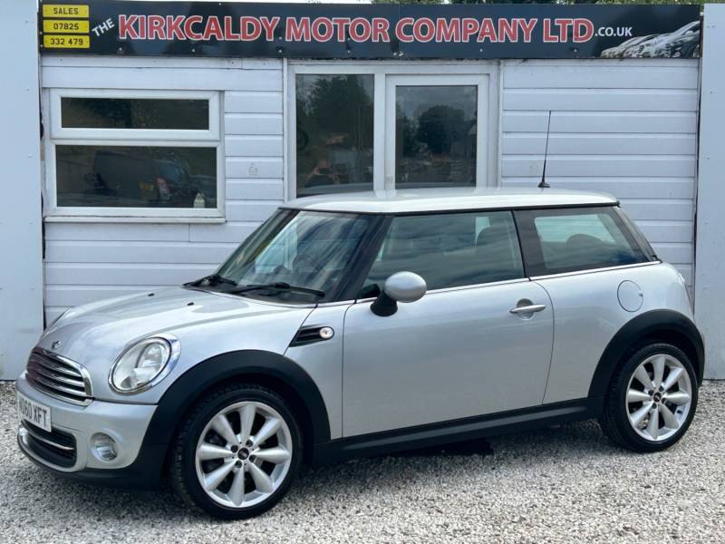 MINI HATCHBACK 2010 (60)