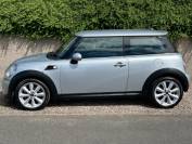 MINI HATCHBACK 2010 (60)