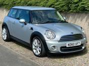 MINI HATCHBACK 2010 (60)