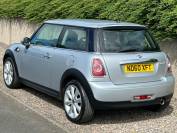 MINI HATCHBACK 2010 (60)