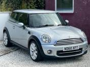 MINI HATCHBACK 2010 (60)