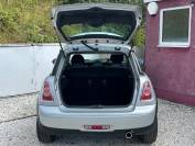 MINI HATCHBACK 2010 (60)