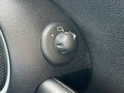 MINI HATCHBACK 2010 (60)