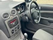 FORD FOCUS 2010 (60)