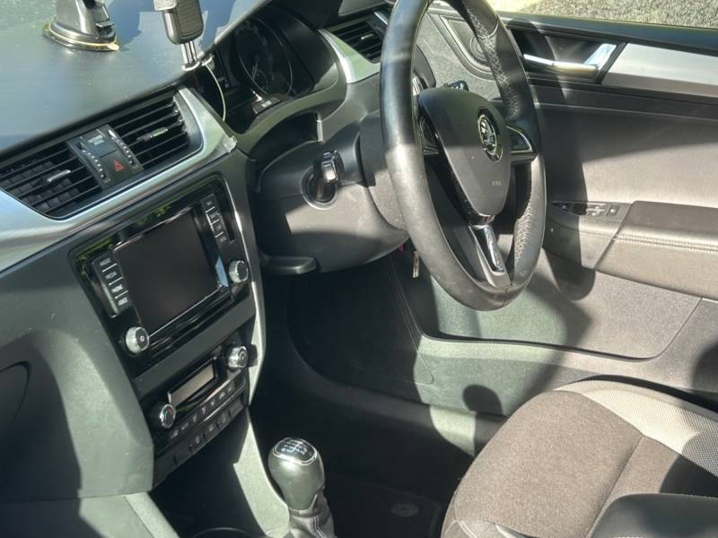 SKODA RAPID SPACEBACK 2018 (67)