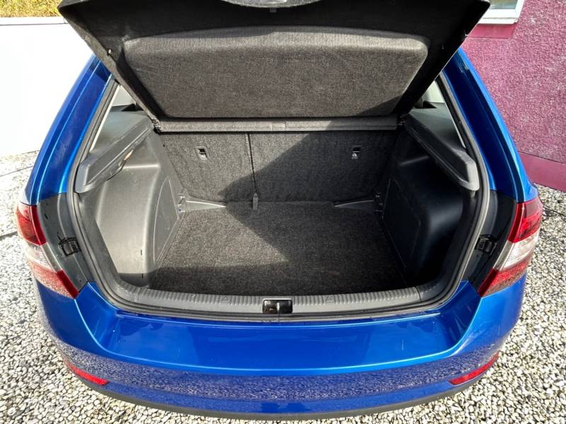 SKODA RAPID SPACEBACK 2018 (67)