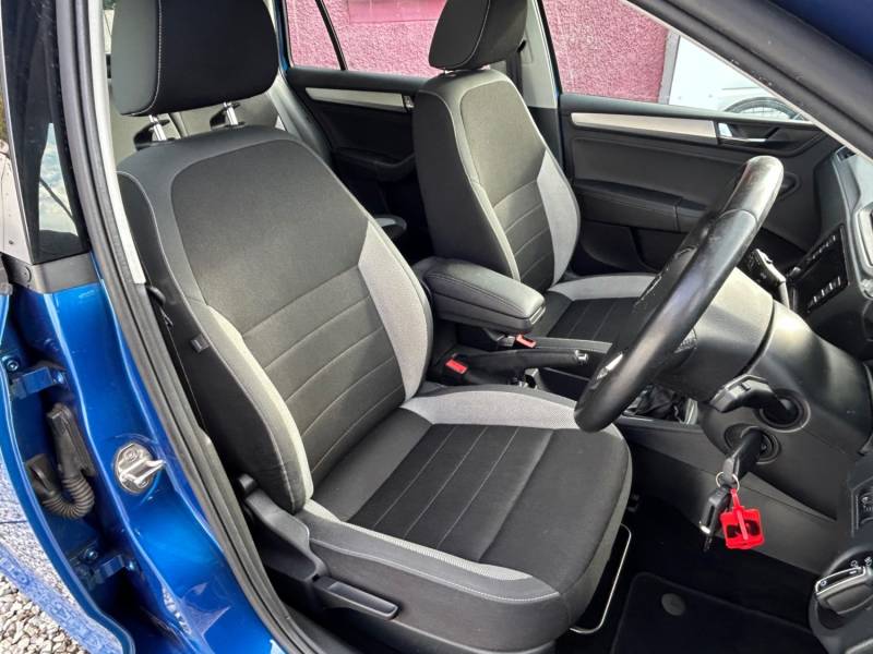 SKODA RAPID SPACEBACK 2018 (67)