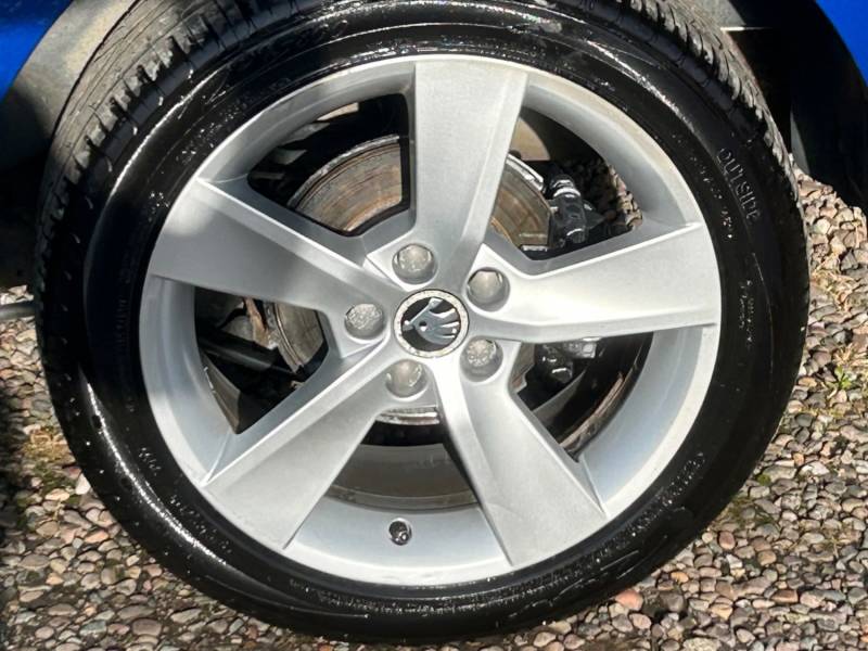 SKODA RAPID SPACEBACK 2018 (67)