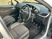 PEUGEOT 207 2011 (11)