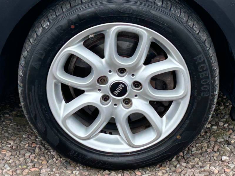 MINI HATCHBACK 2015 (15)