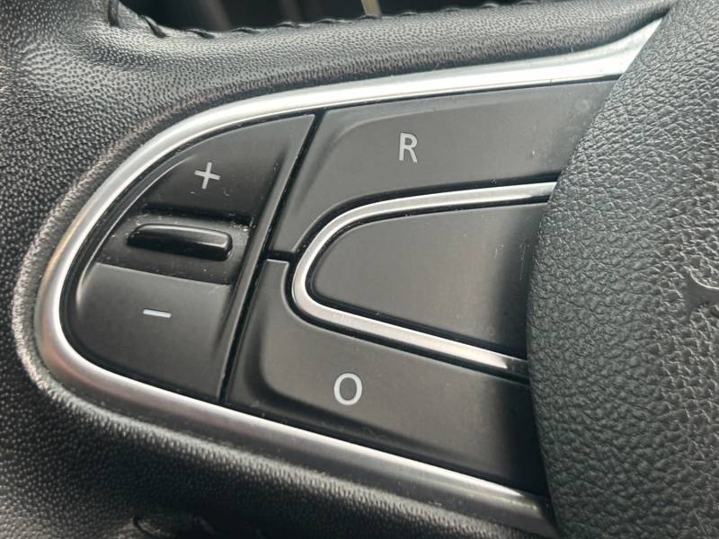 RENAULT KADJAR 2016 (66)