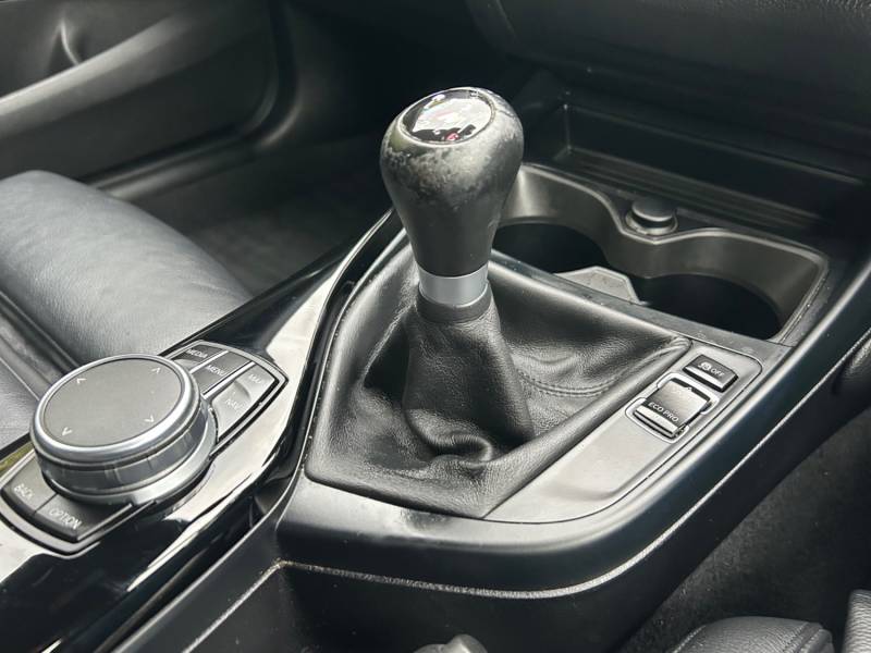 BMW 1 SERIES 2017 (17)