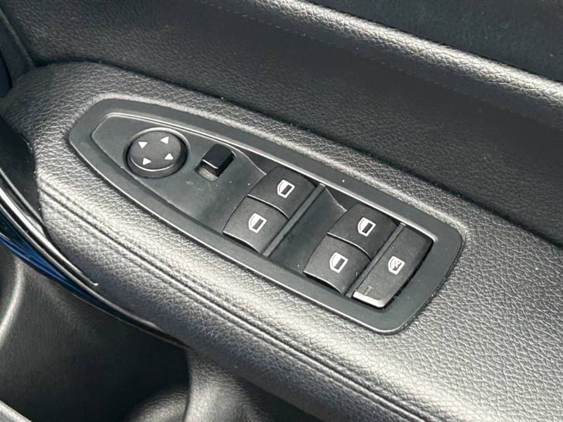 BMW 1 SERIES 2017 (17)