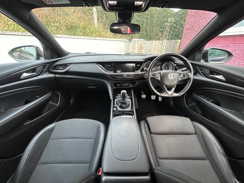 VAUXHALL INSIGNIA 2017 (67)