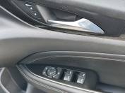 VAUXHALL INSIGNIA 2017 (67)