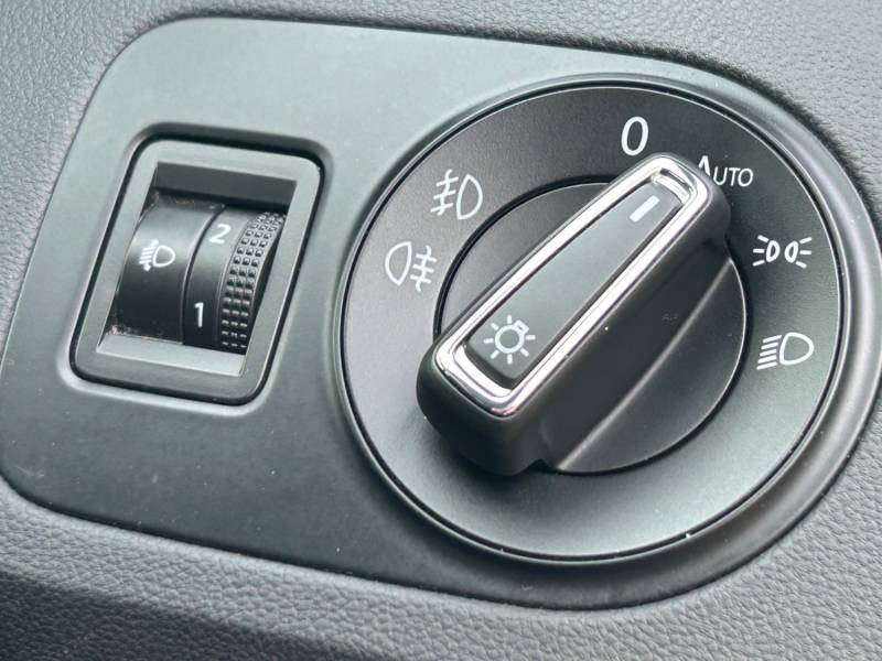 SEAT IBIZA 2016 (66)