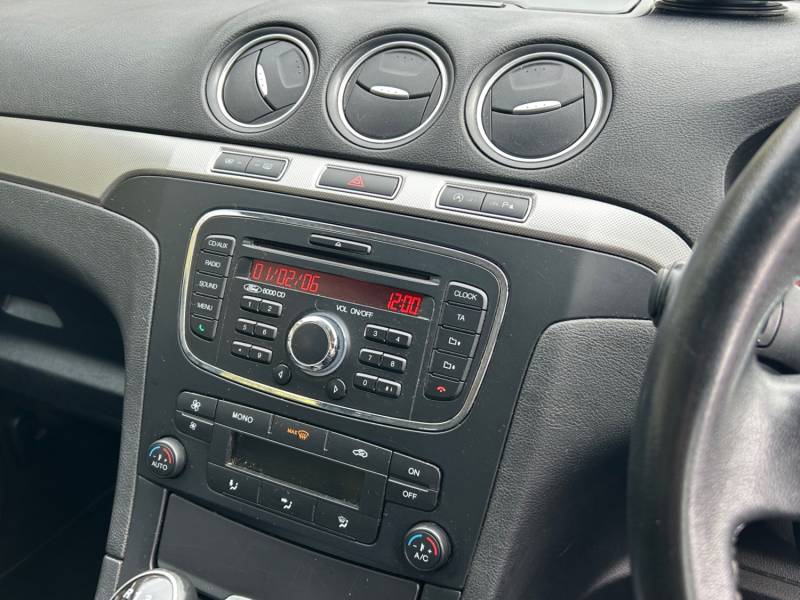 FORD S-MAX 2014 (14)