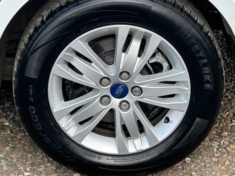 FORD S-MAX 2014 (14)