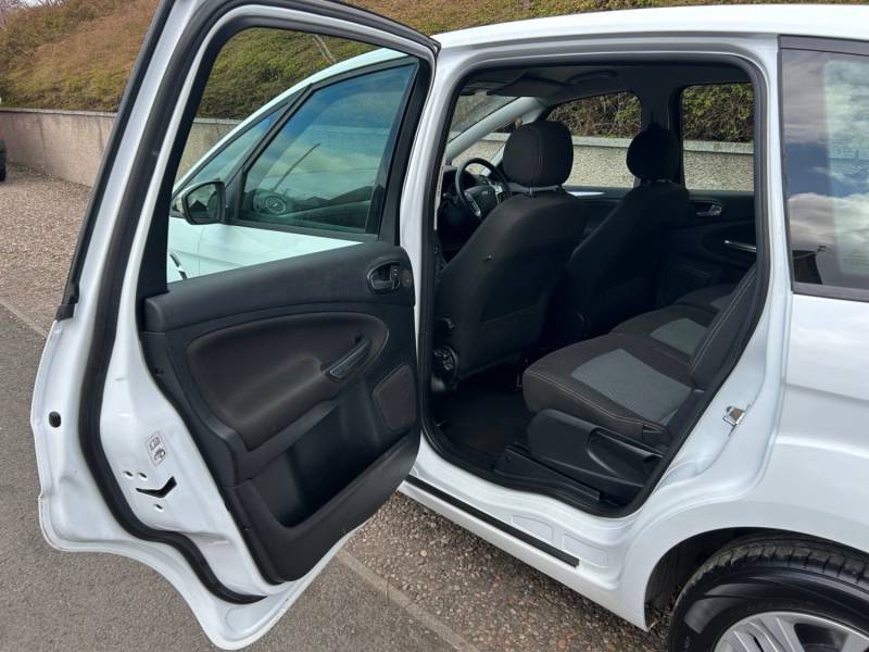 FORD S-MAX 2014 (14)