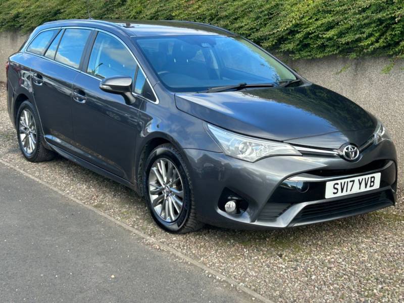 TOYOTA AVENSIS 2017 (17)