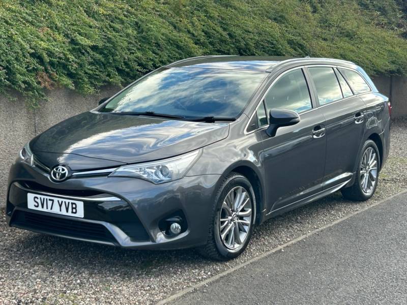 TOYOTA AVENSIS 2017 (17)