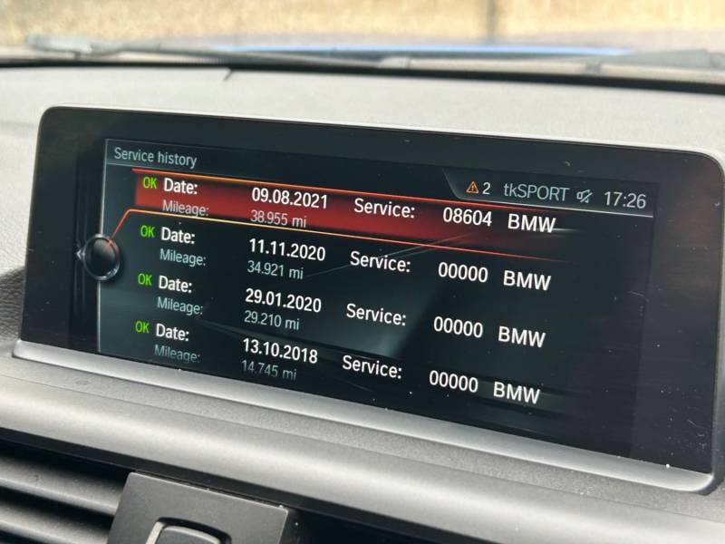 BMW 1 SERIES 2017 (17)