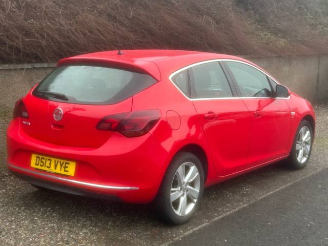 2013 Vauxhall Astra 1.4i 16V SRi 5dr