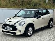 MINI HATCHBACK