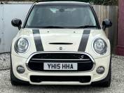 MINI HATCHBACK