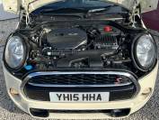 MINI HATCHBACK