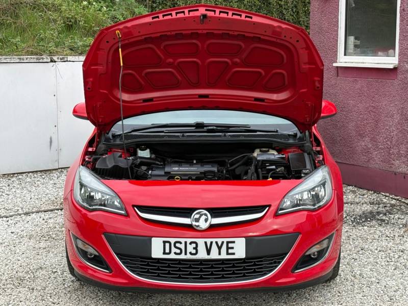 VAUXHALL ASTRA