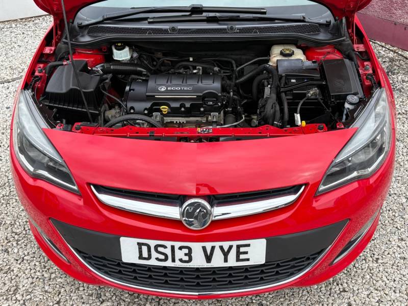 VAUXHALL ASTRA