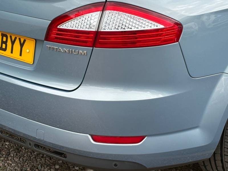 FORD MONDEO