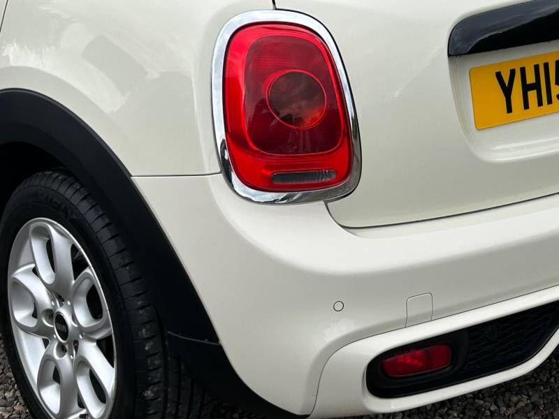MINI HATCHBACK