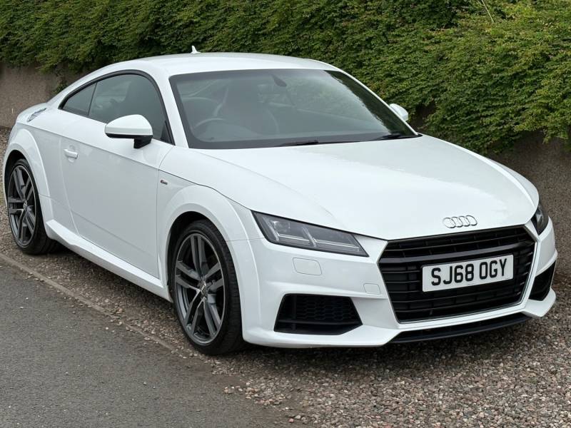 AUDI TT