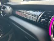 MINI HATCHBACK