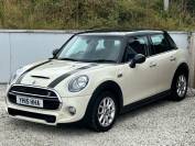 MINI HATCHBACK