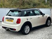 MINI HATCHBACK