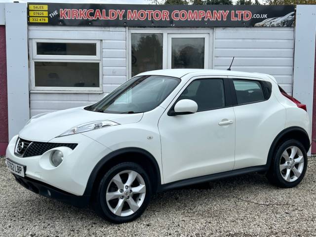 Nissan Juke 1.6 Acenta 5dr HATCHBACK Petrol White