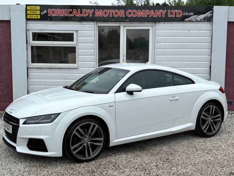 AUDI TT