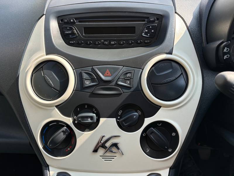 FORD KA